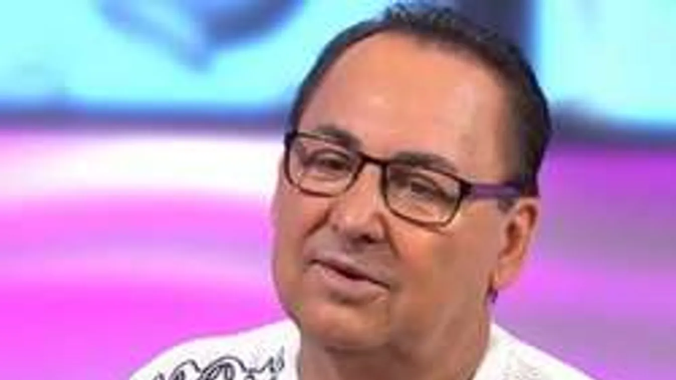 Ki nem találod, kinél vendégeskedett Fásy Ádám!