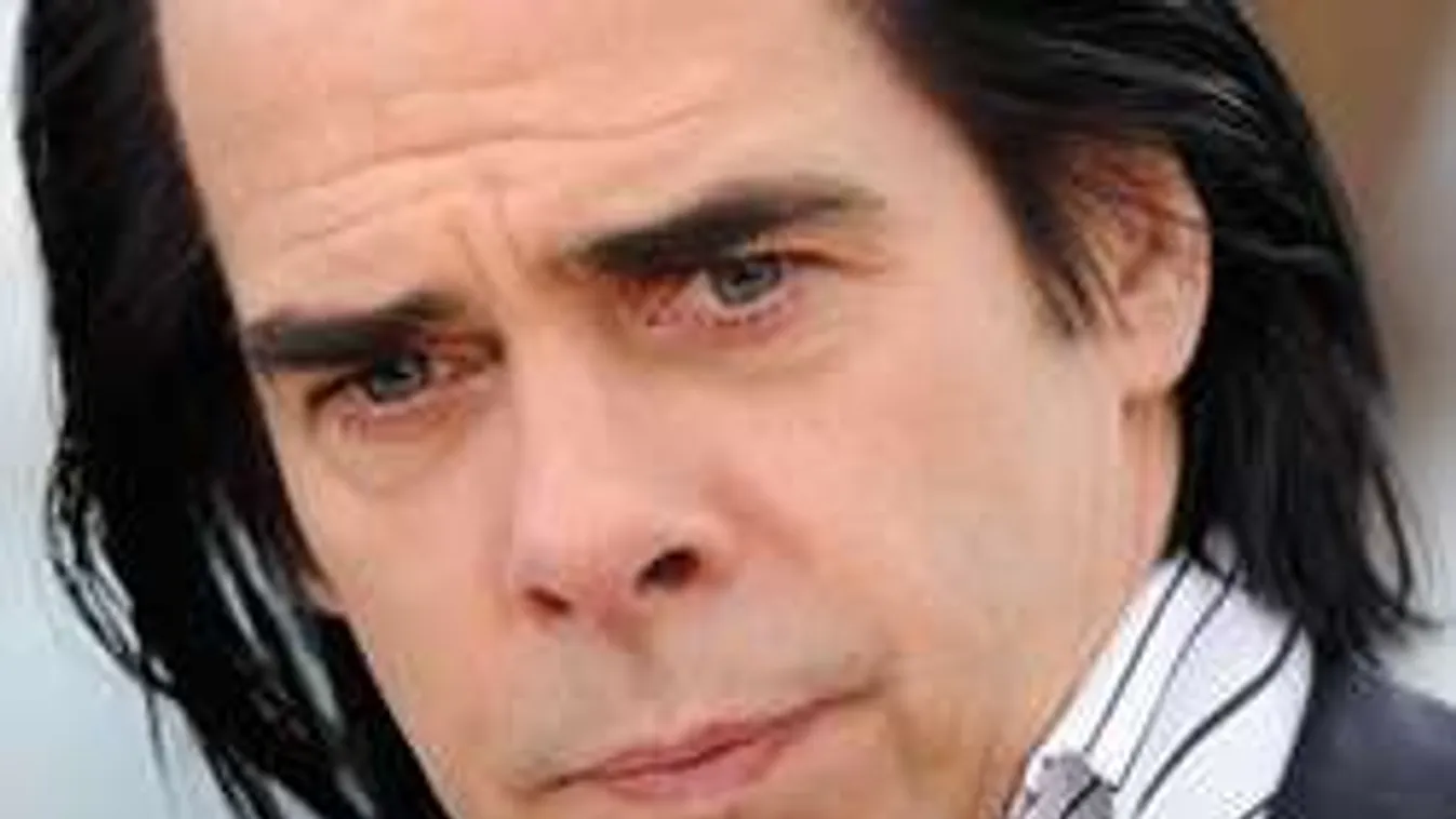 Megtörte a csendet fia tragikus haláláról az összetört sztárénekes!