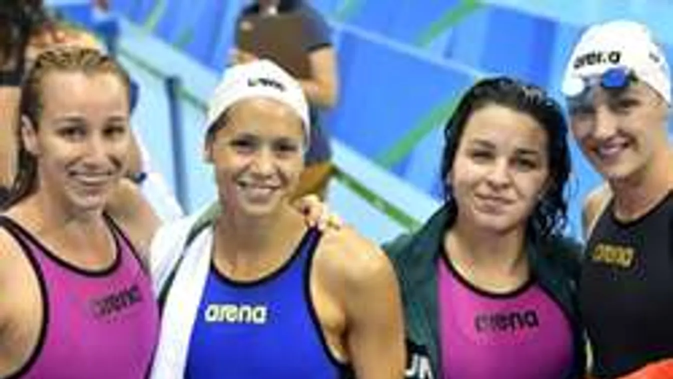 Magyar szépség a strandon, bikiniben pózolt az úszólány - Fotó