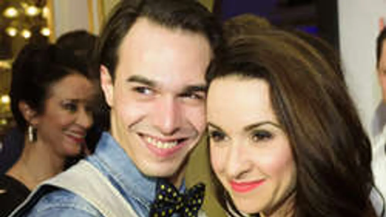 Azt suttogják: Kisbabát vár az Operettszínház sztárpárja!