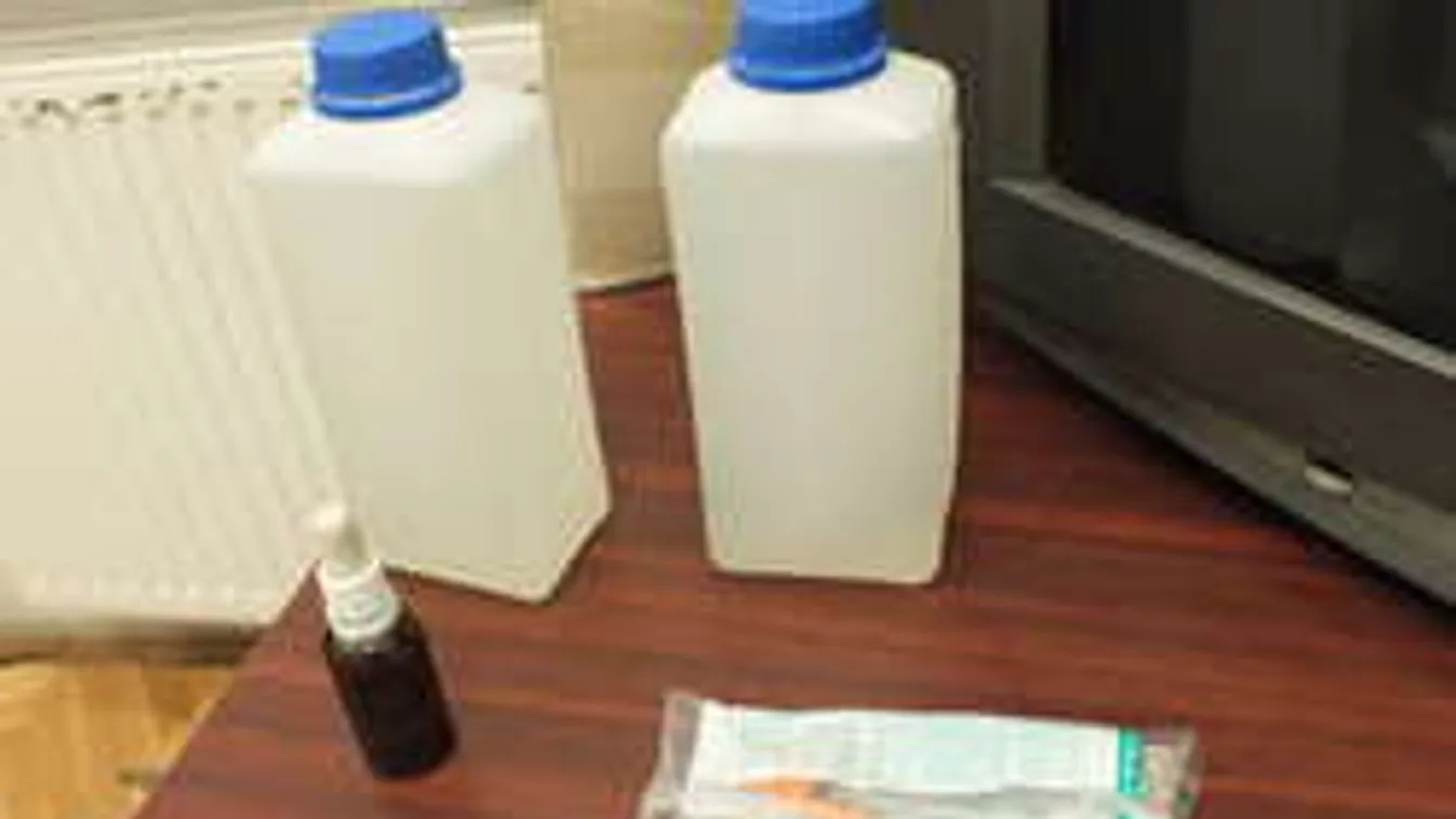 Több liter ginát adott el anya és fia Budapesten