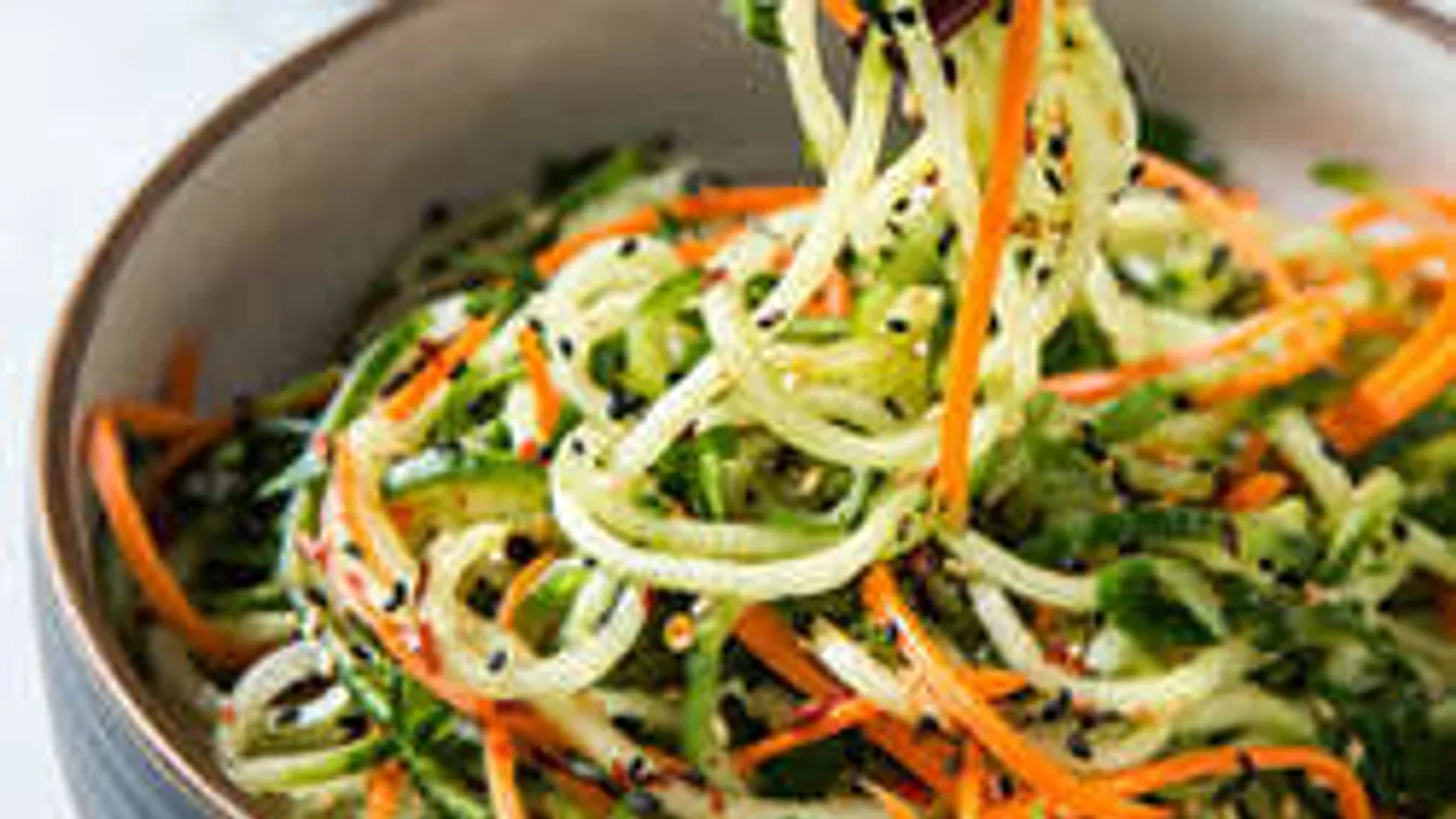 Megújult az uborkasaláta, ezt imádja most a fél világ!