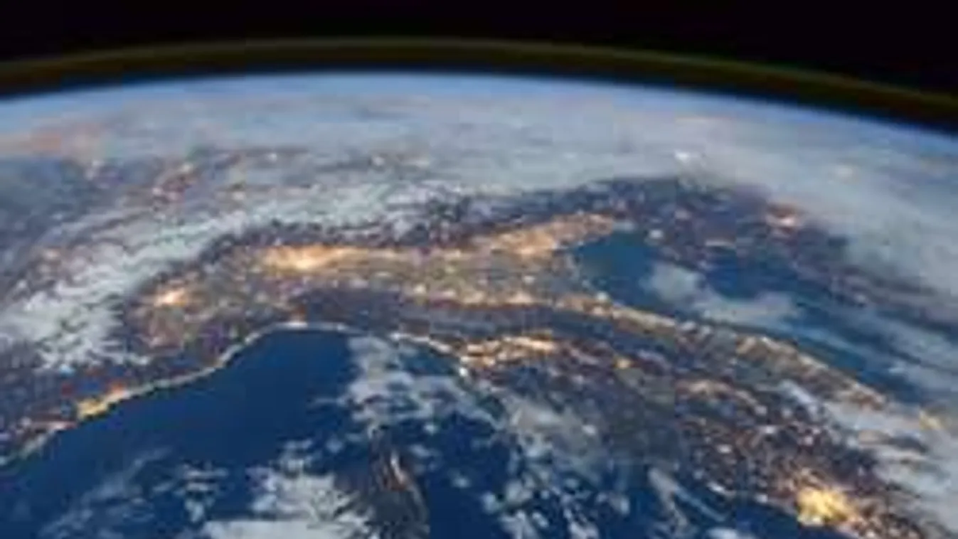 Ingyen elérhetővé tette az összes tanulmányát a NASA