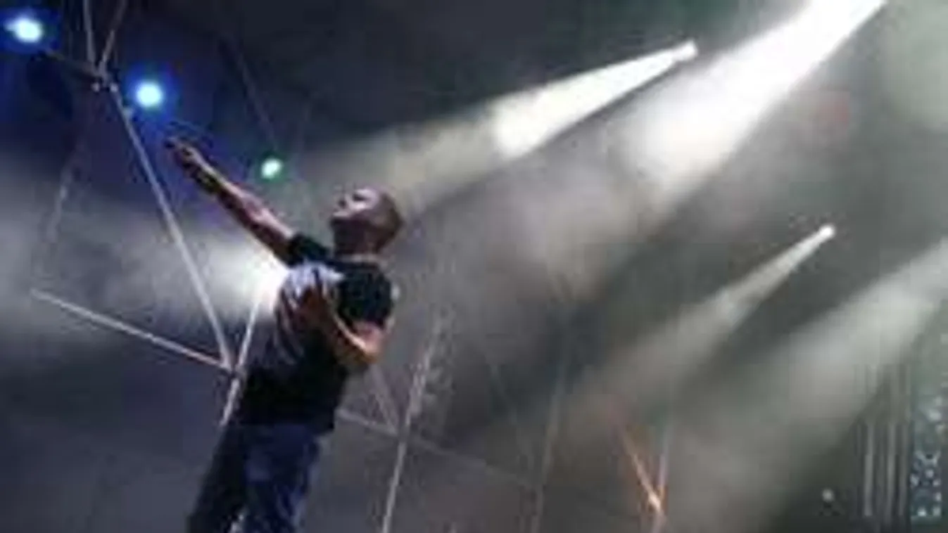 A Gödöllőn meggyilkolt Zsófinak szólt a dal - ezrek könnyeztek!