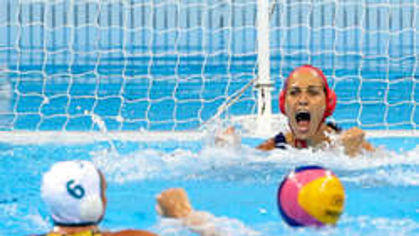 Sztárdoki tett csodát a női vízilabdásokkal