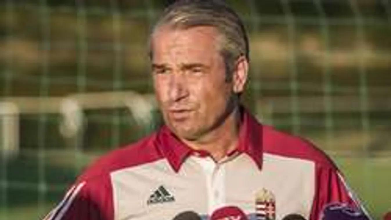 Ekkora a baj? Bernd Storck megkongatta a vészharangot!