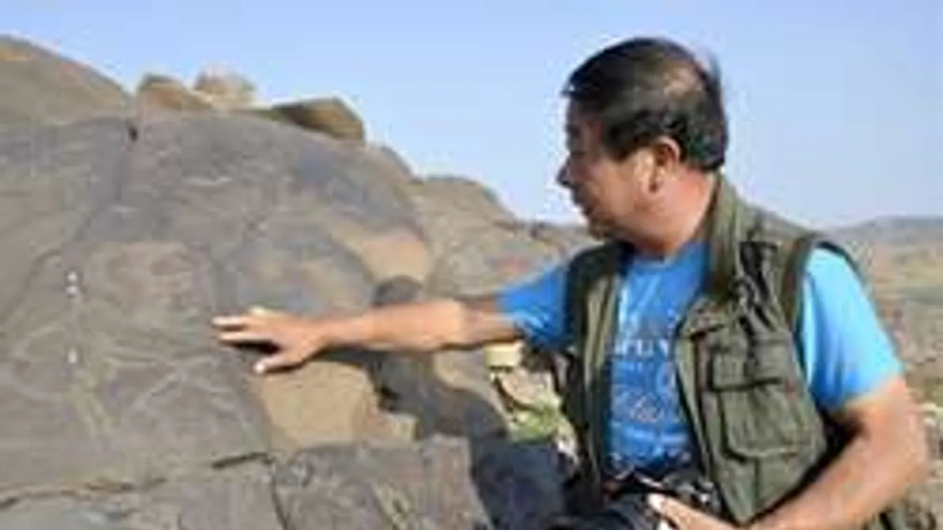 Ezernél is több különös sziklarajzra bukkantak Kínában...