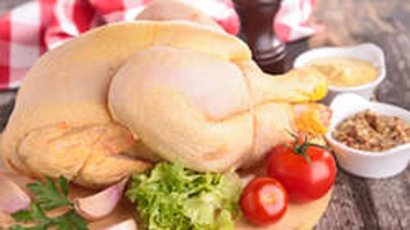 Így vágj fel egy egész csirkét gyorsan, olcsóbban kijössz!