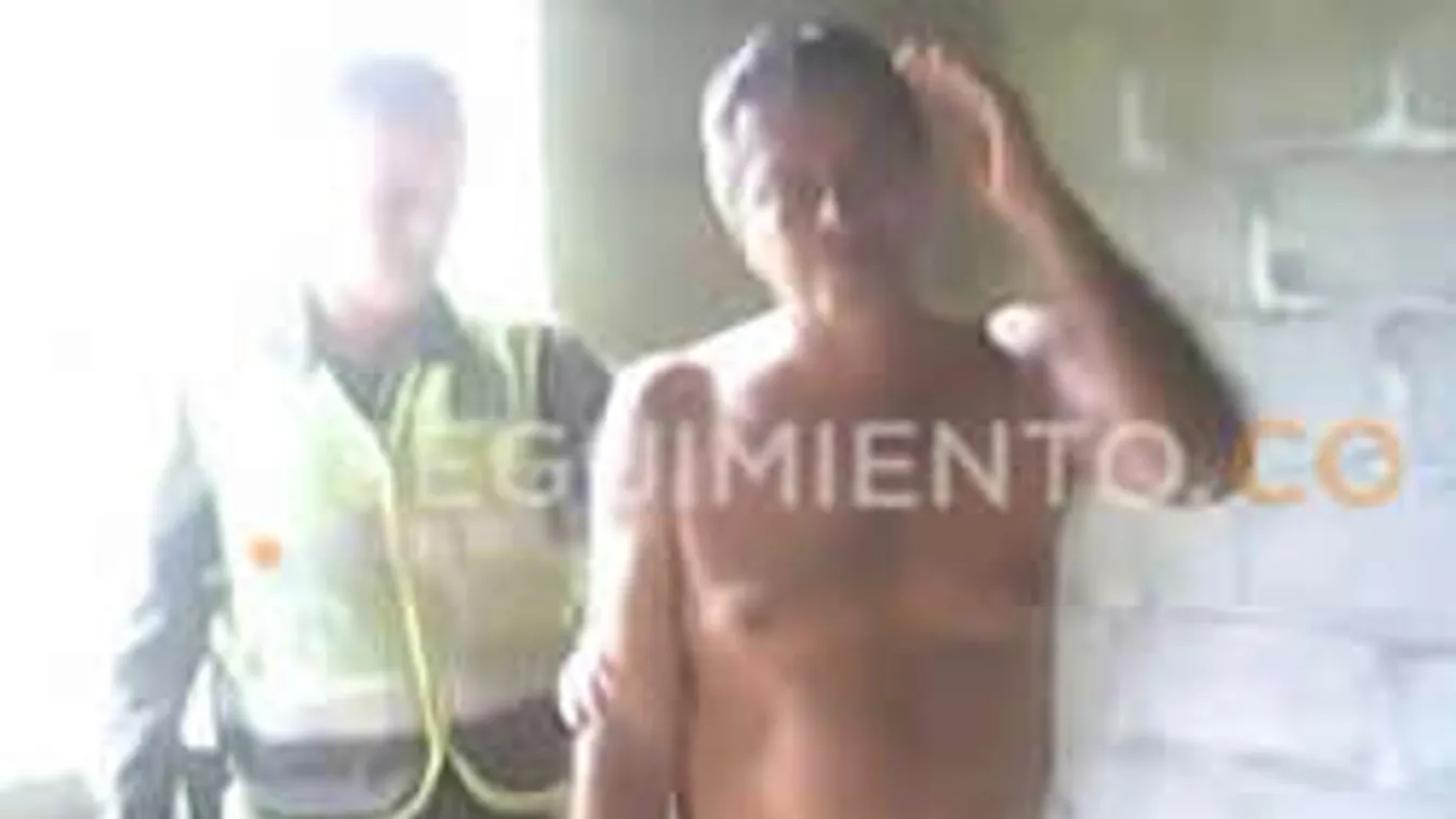 Félpucéran kapták el a diákját szexre csábító pedofil tanárt!