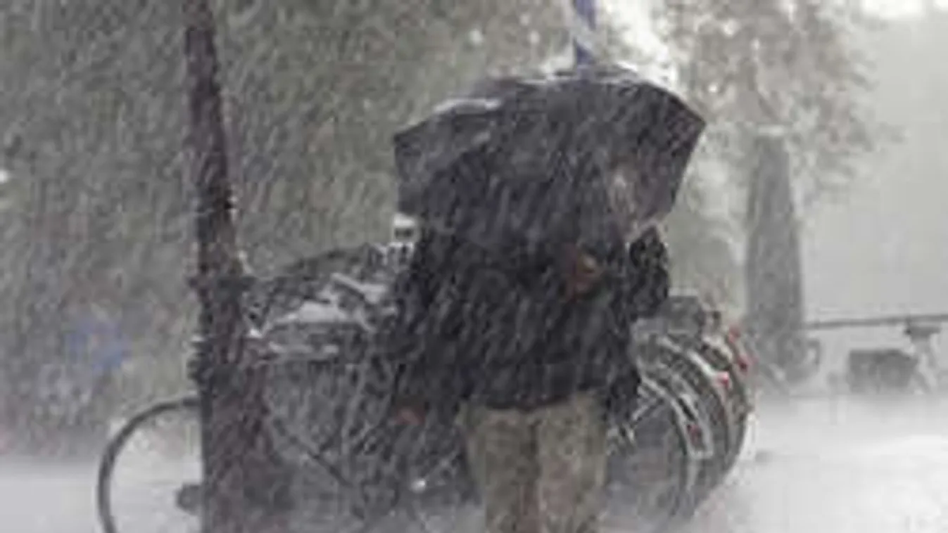 Újabb zivatarral támad a csütörtöki időjárás! Itt csap le a vihar