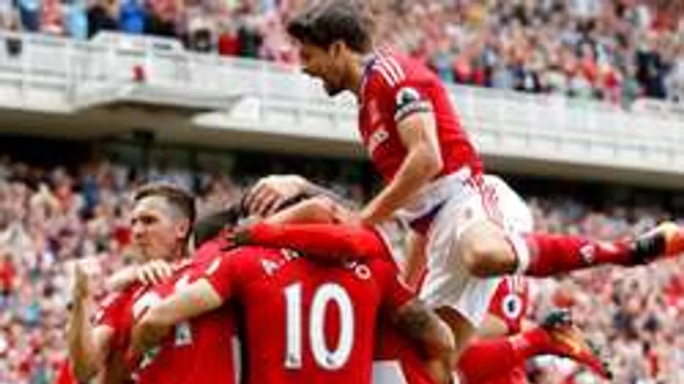 Kilógó golyóval kapták le a focistát az öltözőben