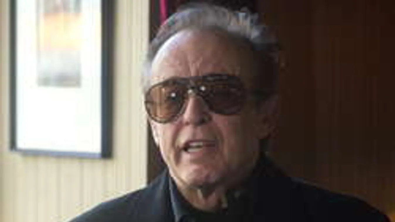 Így búcsúztak az LGT legendás dobosától