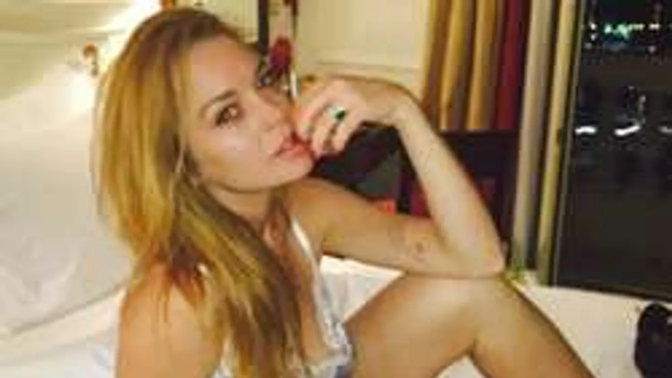 Új képet posztolt sérüléseiről a színésznő, akit vőlegénye vert meg!