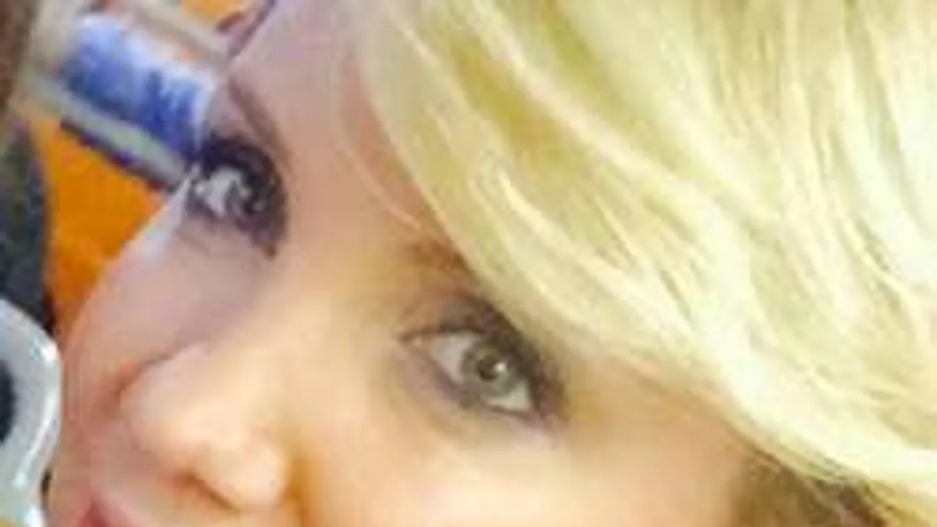 Mi történhetett? Rejtélyes üzenetek Kapócs Zsóka Facebookján