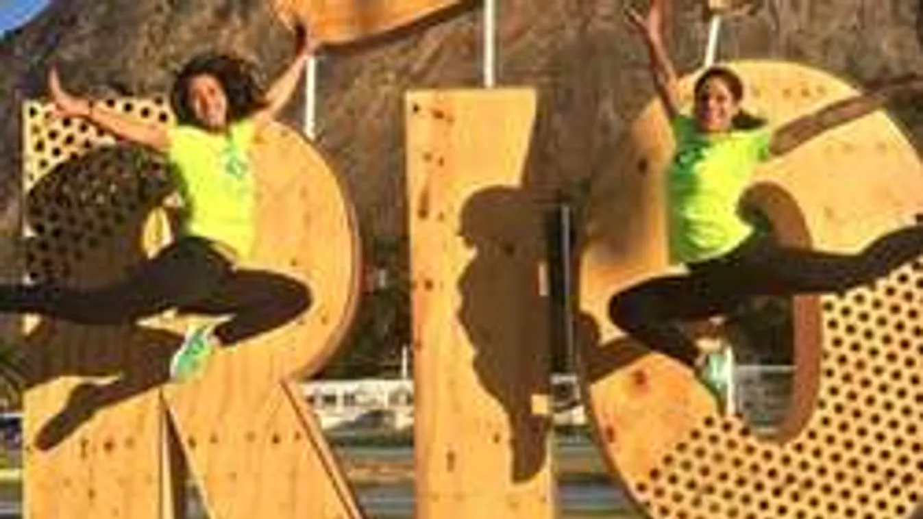 Szexbotrány az olimpiai faluban! Két lány egy szobában, aztán...