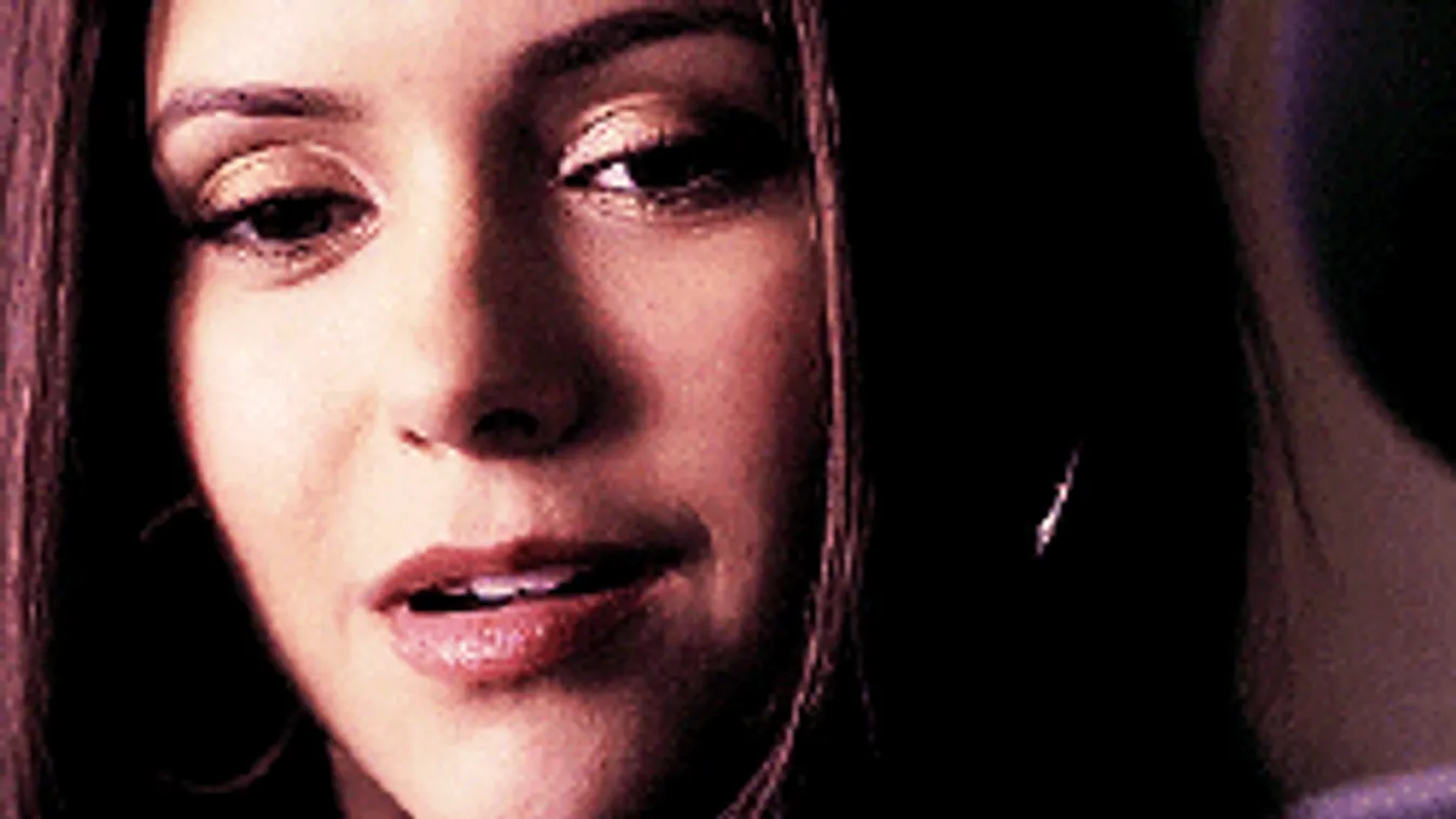 Ha ezt a jelzést adja a nő, akkor biztos, hogy éppen a szex jár a fejében