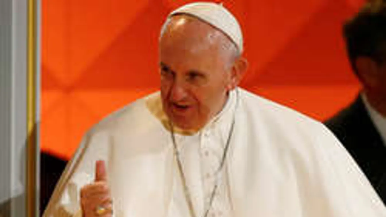 Több embert letartóztattak a pápa elleni merénylet előkészületei miatt