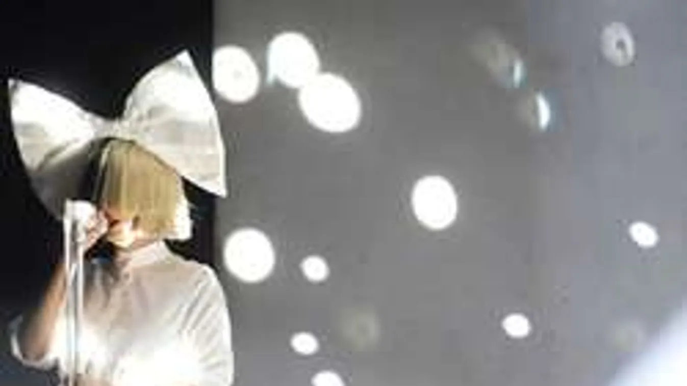 Rihanna után újabb playback-botrány a Szigeten!