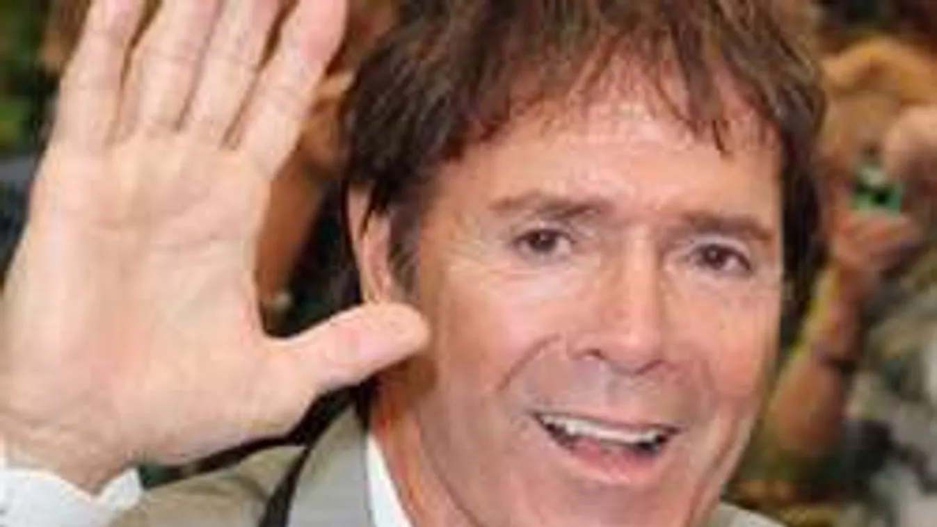 Ismét pedofíliával vádolhatják a legendás énekest