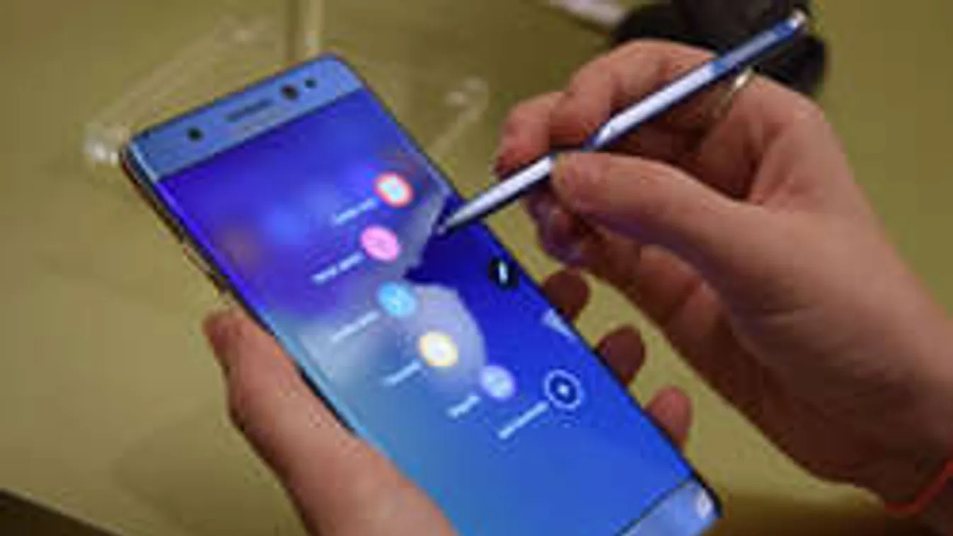 Szemünkből is olvas ez az új csúcsmobil!