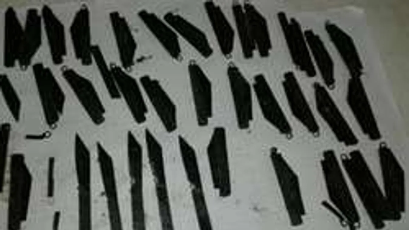 Több tucat kést operáltak ki a férfiből, így került a gyomrába!