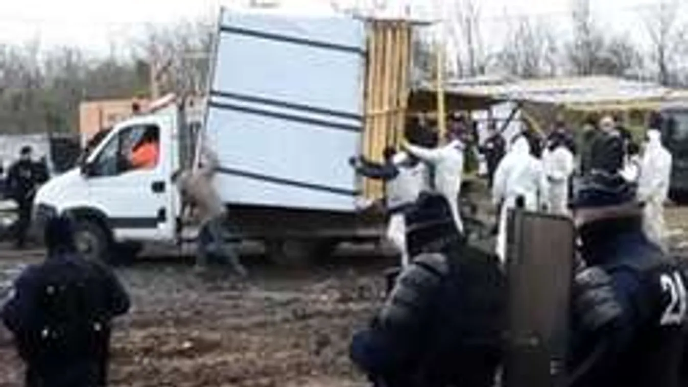 Elszabadul a pokol a migránsok miatt Calais-nál!