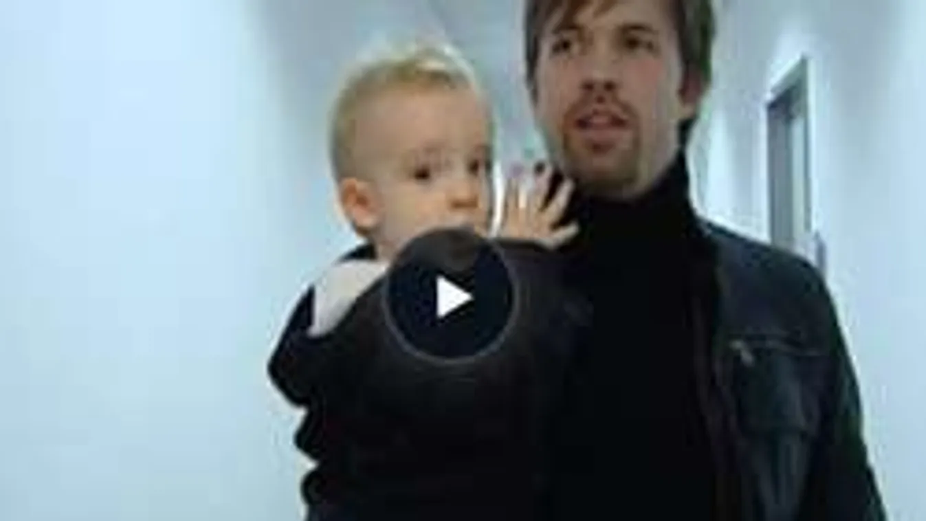 Íme Sebestyén Balázs kisfia!