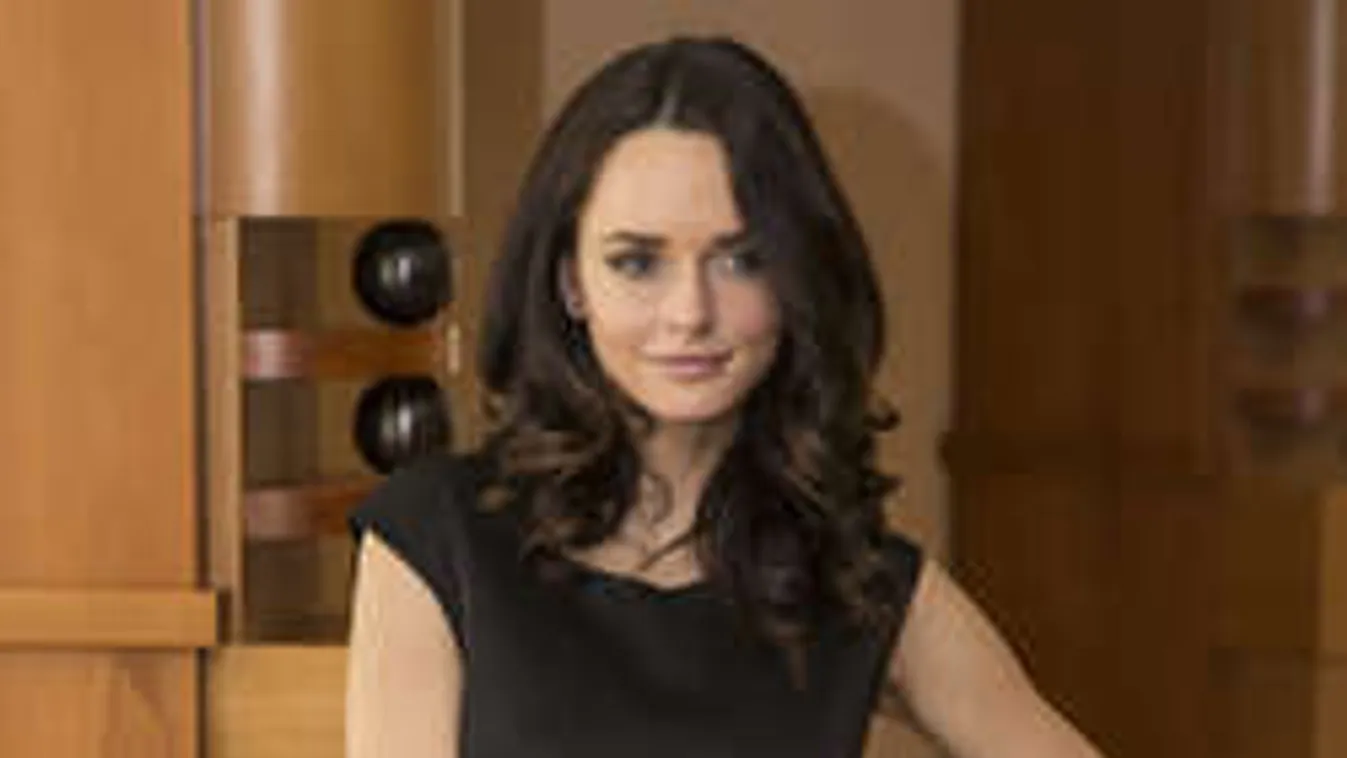 Aggasztó híreket kapott a várandós magyar sztáranyuka!