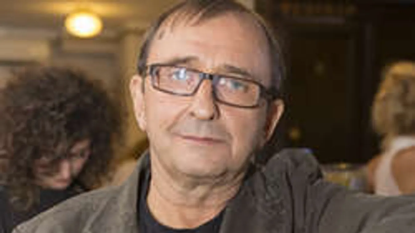 Hisz a gyógyulásában a magyar színész