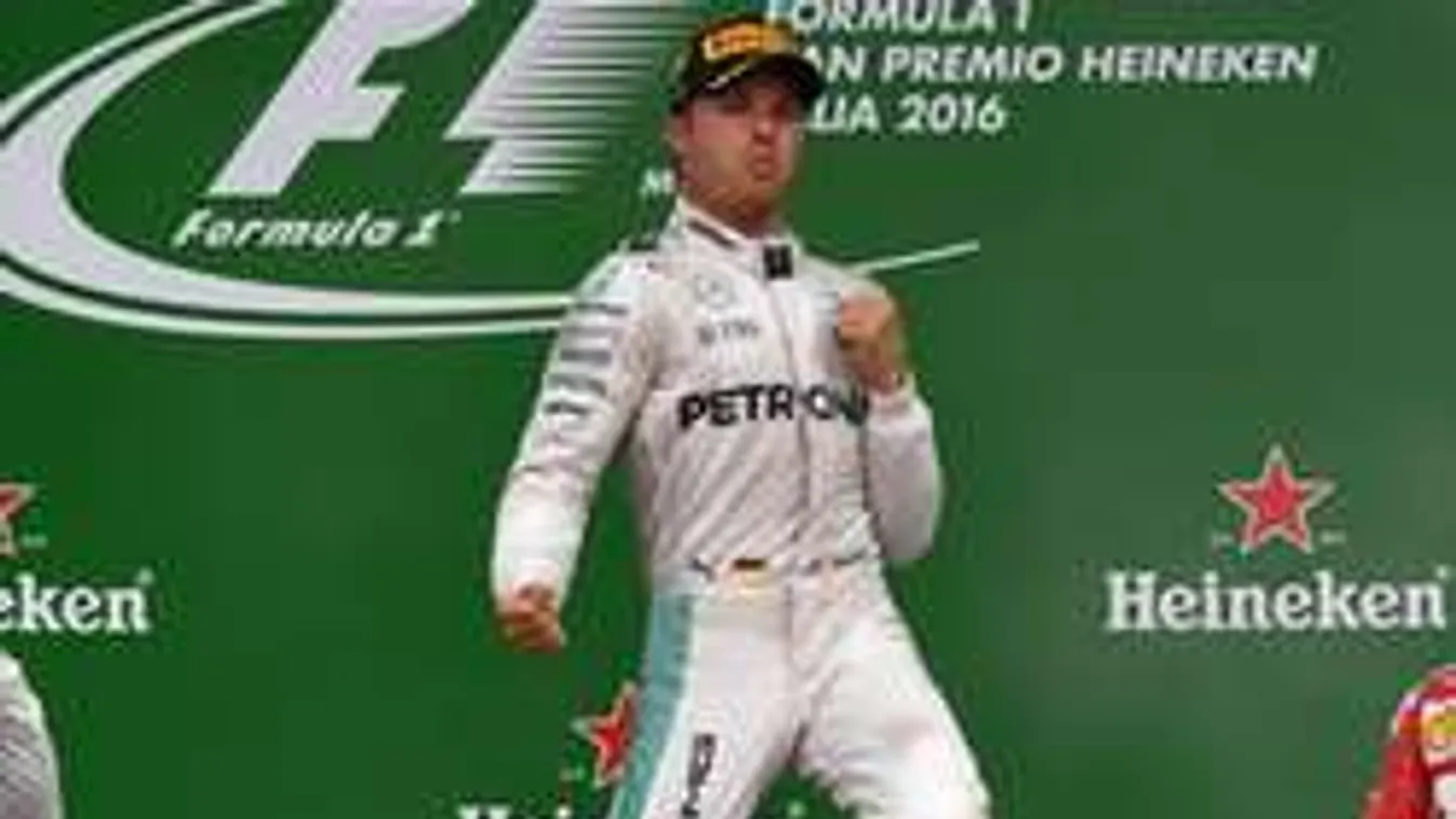Ezt hallani kell, Rosberg énekelt a dobogón! - Videó