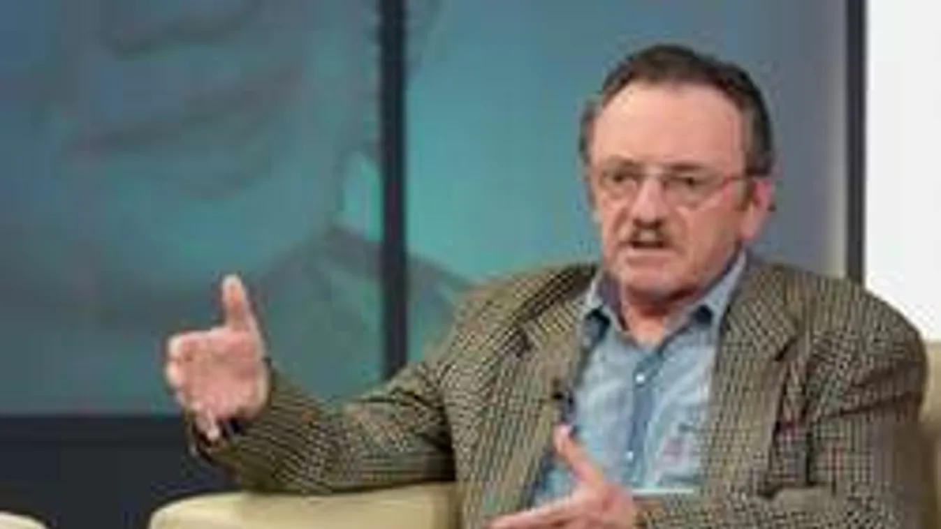 Megható fordulat: Így vitte sétálni feleségét Szacsvay László