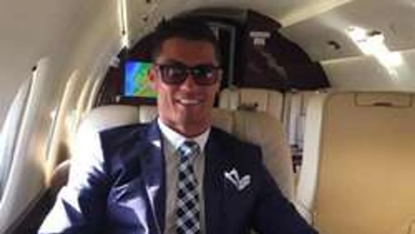 Luxus a köbön! Így él Ronaldo!