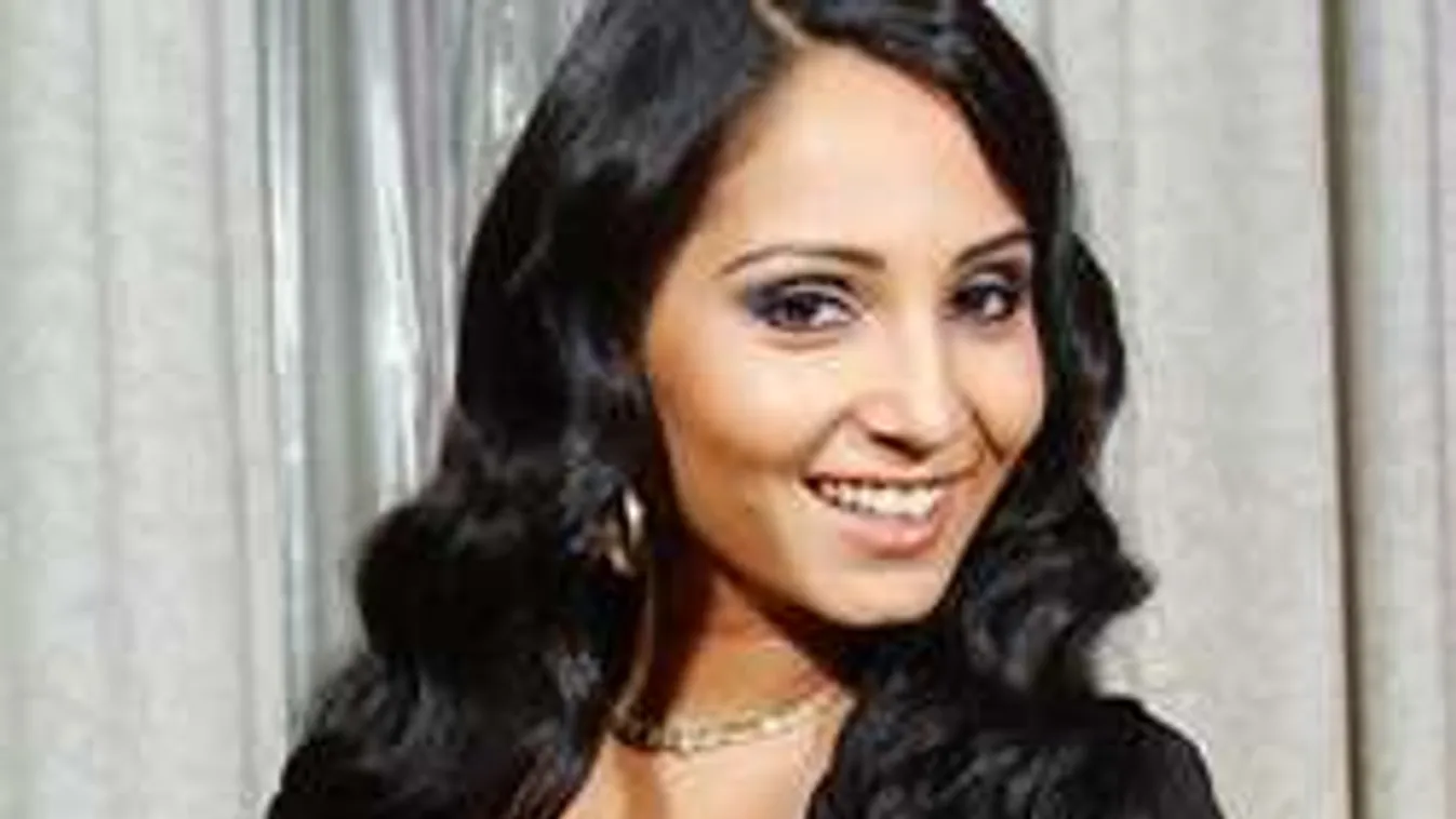 Titkolja terhességét családja előtt Nótár Mary!