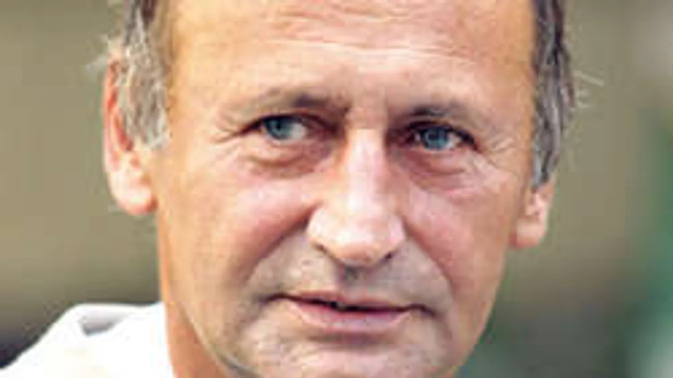 Meglepő bejelentés: Végleg búcsúzik Reviczky Gábor!