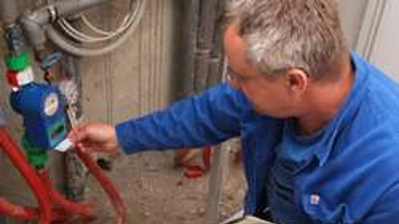 Életveszélyes áramlopás: kisgyereket ölt a "kampózás"