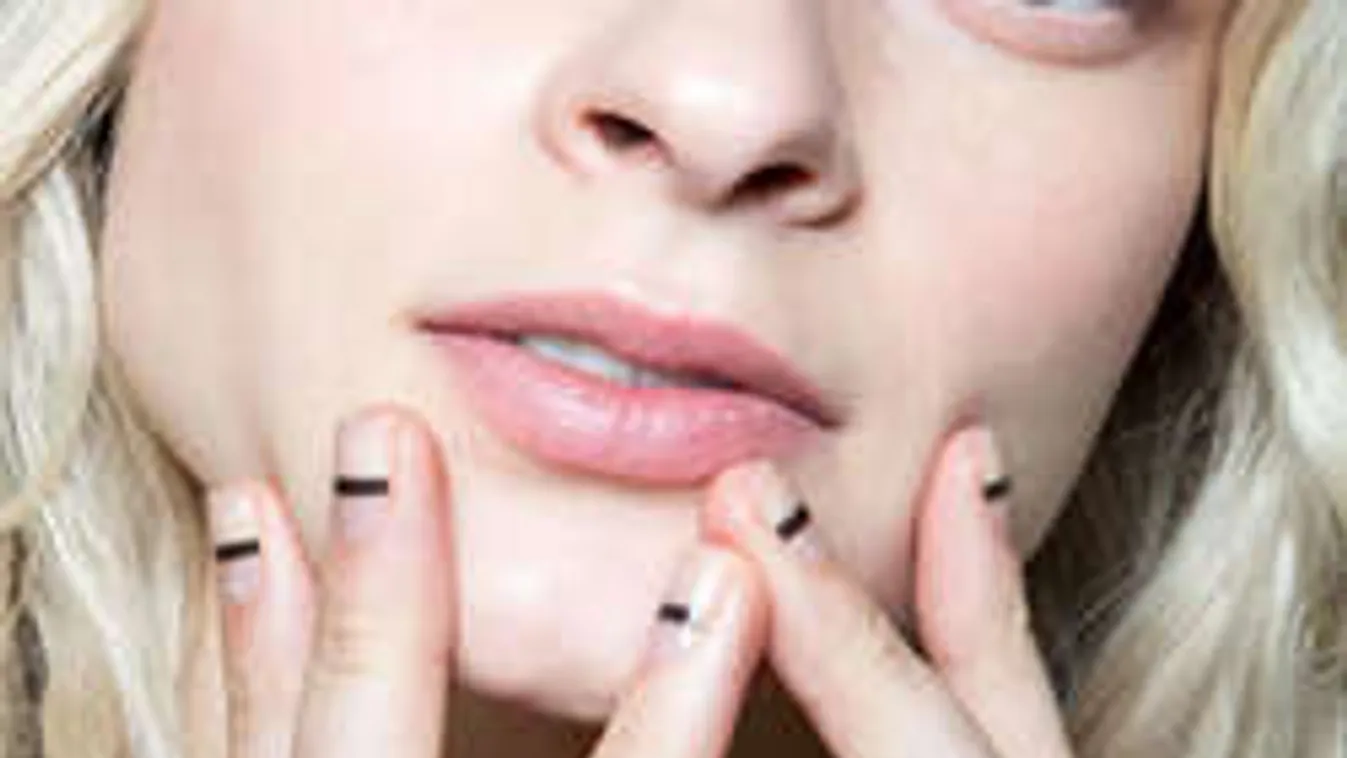 Felejtsd el a manikűröd: idén ősszel teljesen megváltozik a körömdivat