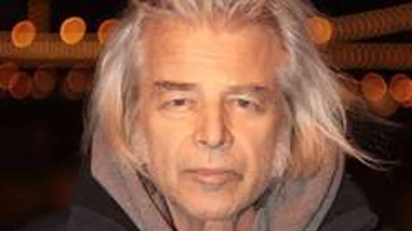 Megrázó: Õ vette fel az elhunyt Somló Tamás telefonját!