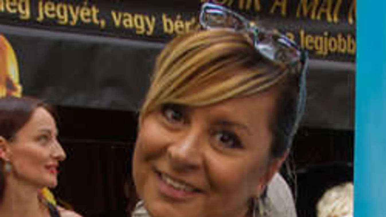 Atyaég: Meddig fogy még Szulák Andrea?