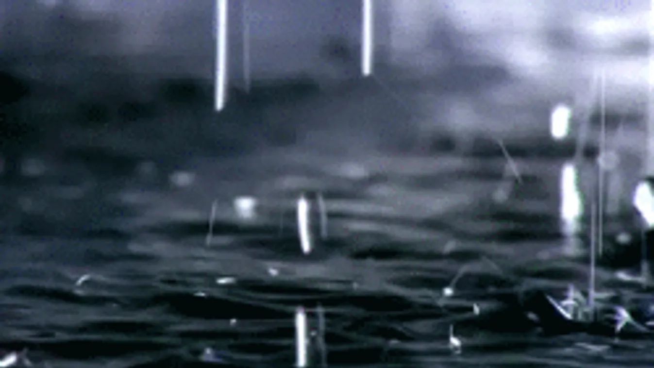 Embertelen időjárás vár ránk! A fél országban leszakad az ég