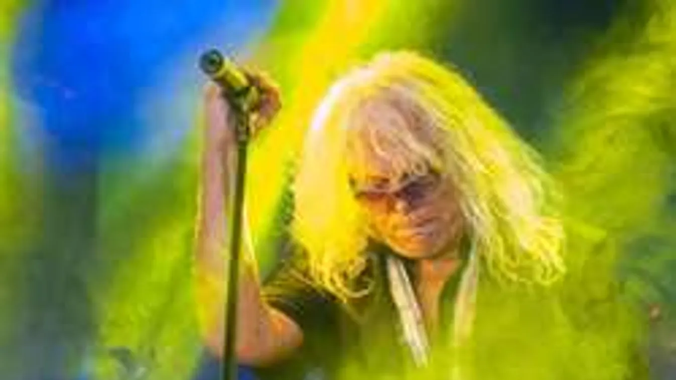 Teljesen összetört Kóbor János