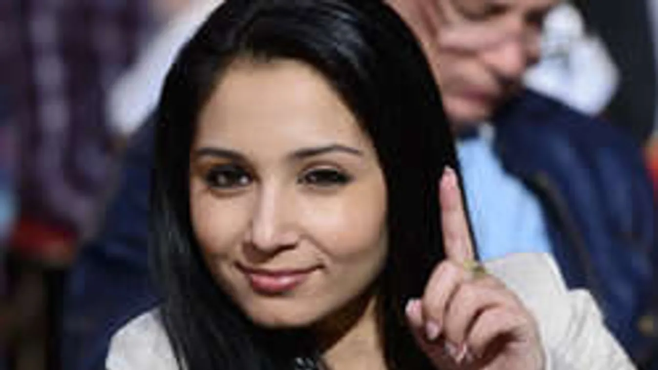 Nótár Mary: A színpadról megyek majd szülni!