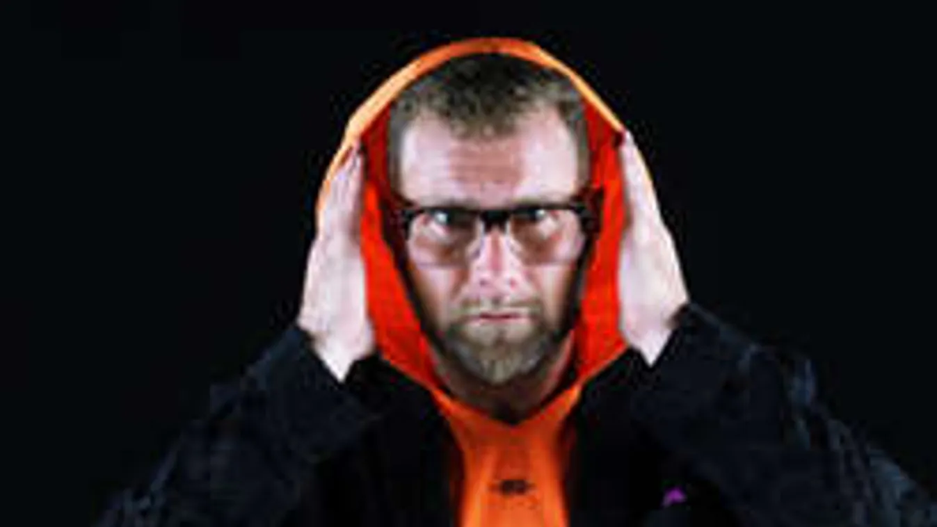 Herczegi titkok: Mi köze a parizernek egy divatfotózáshoz?   - videó