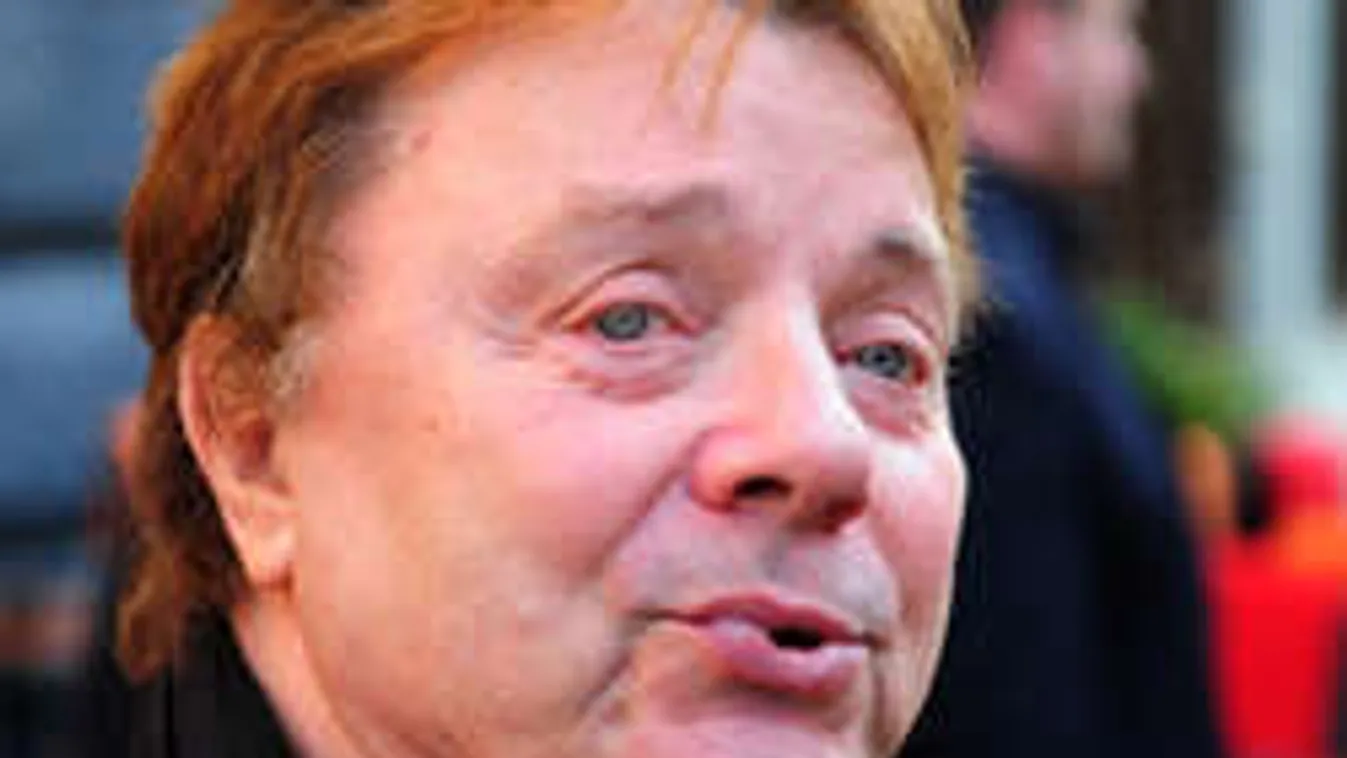 Nagy a baj: Felesége tartja el Aradszky Lászlót!