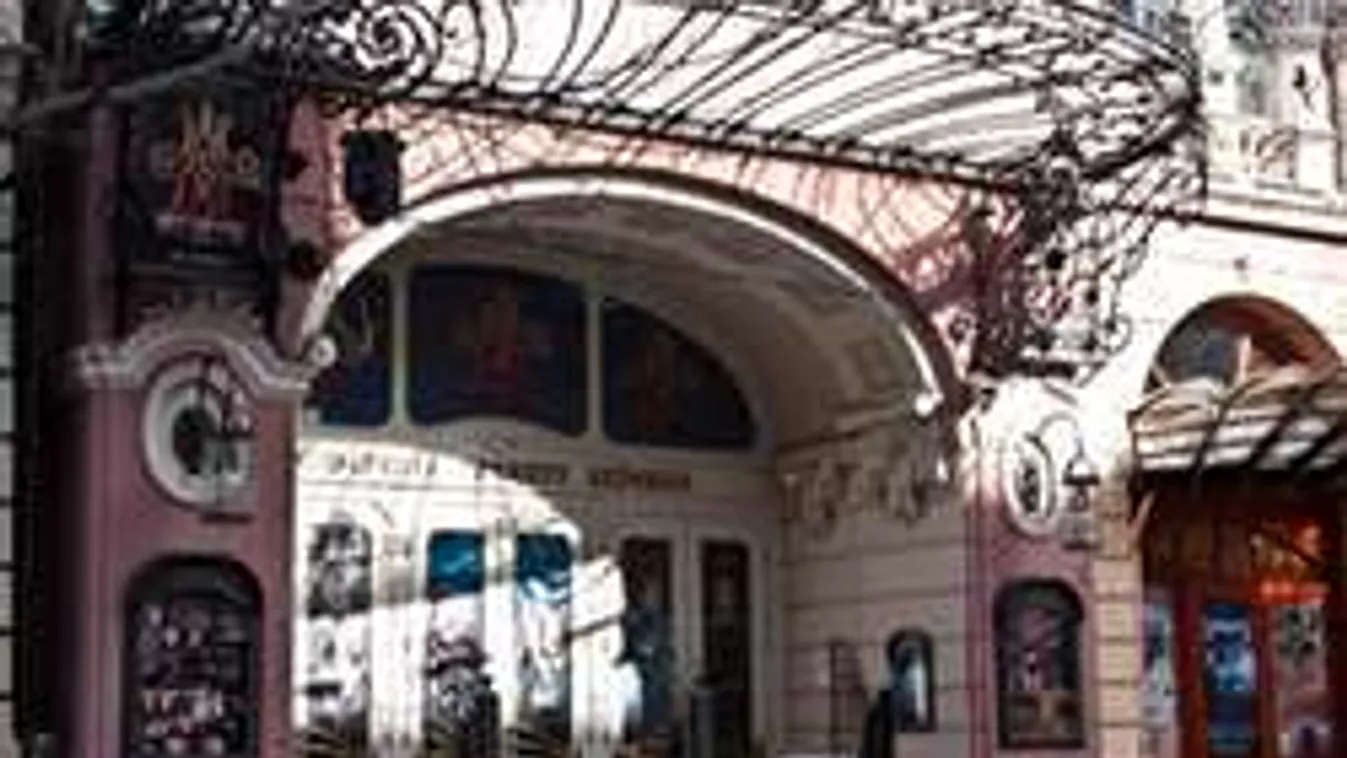 Leleplezték az Operettszínház sztárjainak titkos viszonyát!