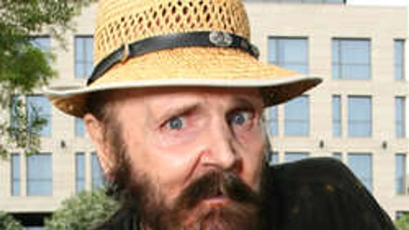 Kirobbant a botrány: Elindította a Piramis-pert Som Lajos!