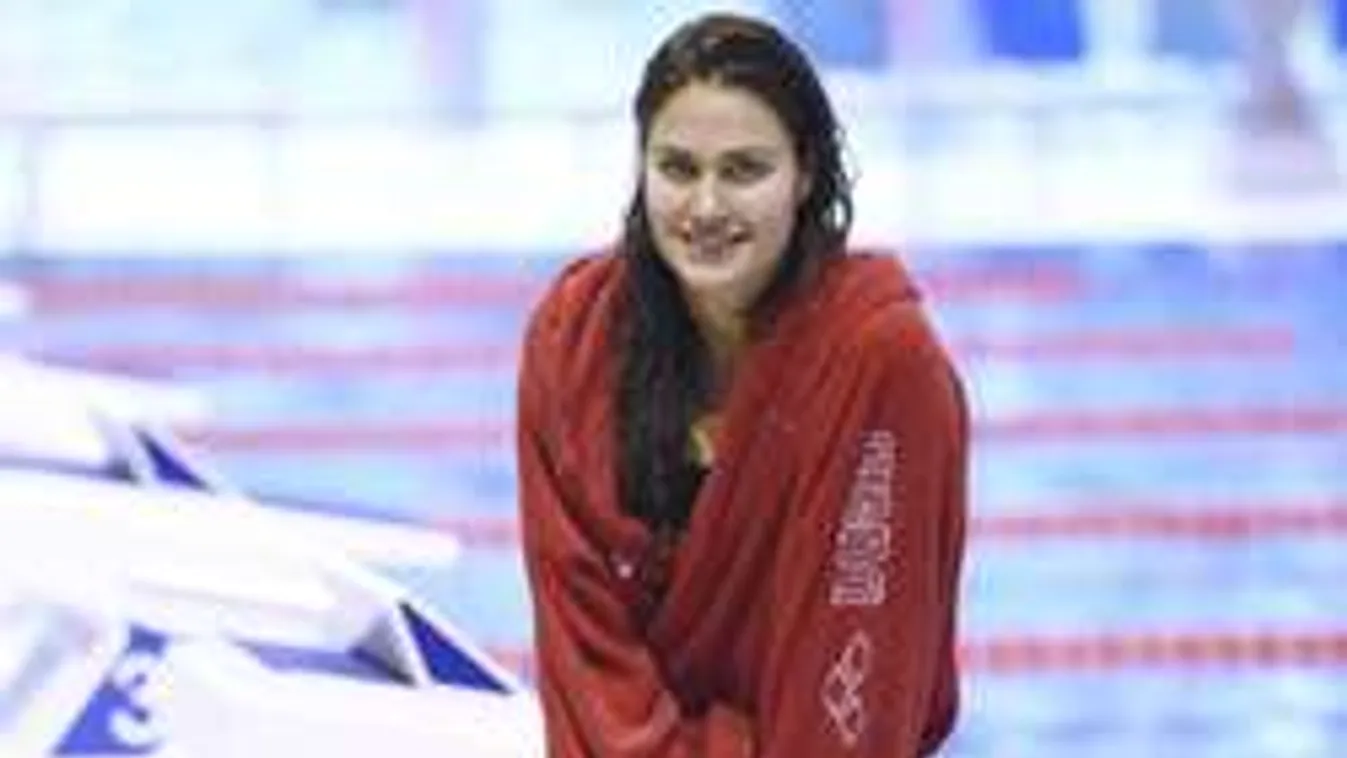 Pucér világsztárra cserélték Jakabos Zsuzsannát