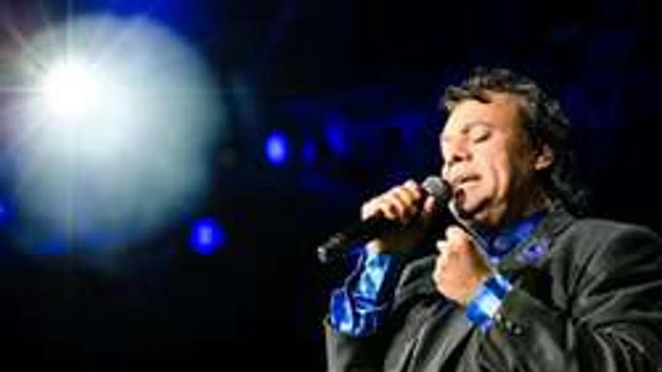 Vége a találgatásnak! Emiatt halt meg a legendás énekes!