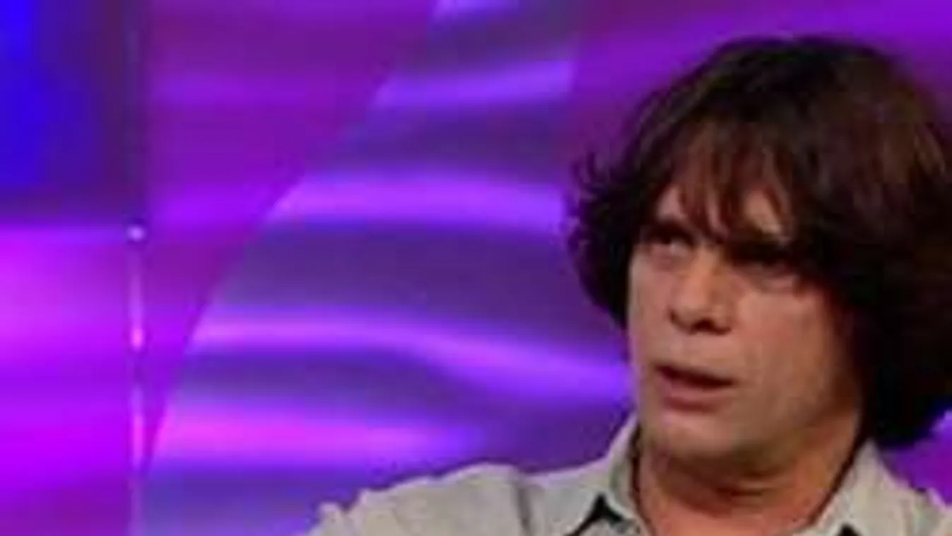 Világsztárokat alázott a Facebookon Takáts Tamás