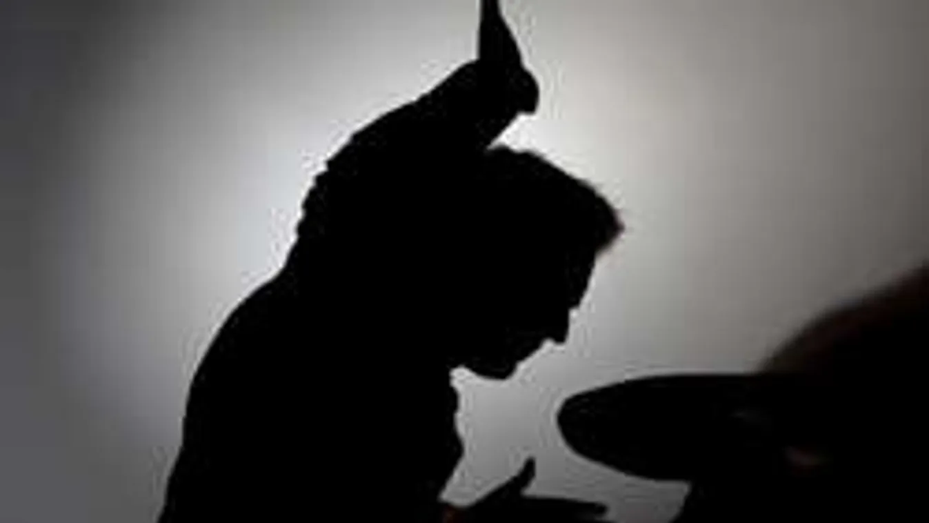 Kegyetlen apa: eltörte gyermeke csontjait!