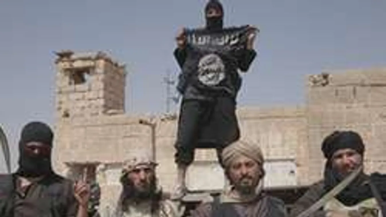 Eltitkolt fotók az Iszlám Állam szörnyű szexbarlangjáról!